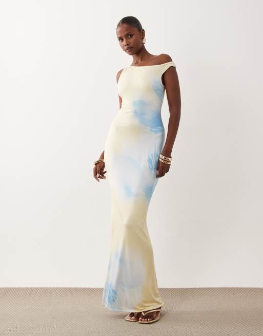 Missyempire double sculpted slinky asymmetric shoulders maxi dress
