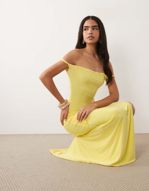 Missyempire double sculpted slinky bardot twist shoulder drape front thigh split maxi dress in lemon, 3 of 4