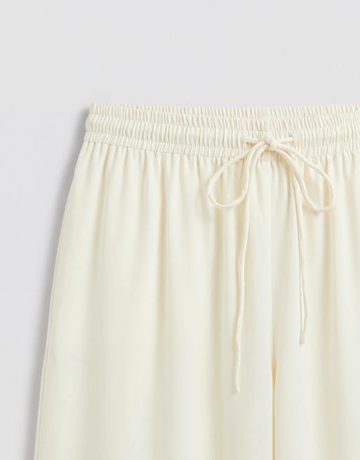 Missyempire ensemble pantalon décontracté en satin à cordon de serrage écru, 9 de 9