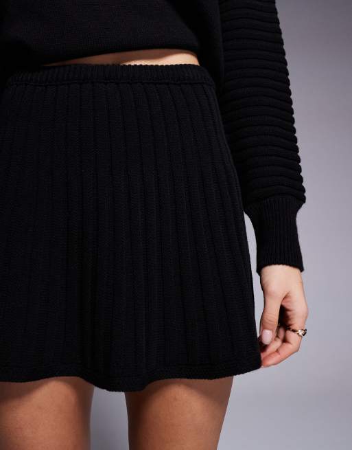 Missyempire knitted pleated mini skirt co-ord in black, 4 of 5