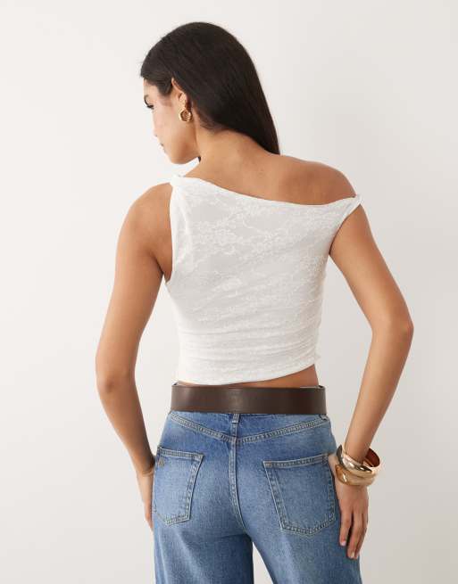 Missyempire lace twist off shoulder top in cream, 3 of 4
