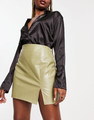 Missyempire leather look side split mini skirt in green