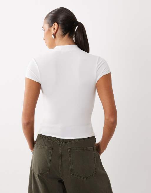 Missyempire mandarin collar keyhole front top in white, 4 of 4