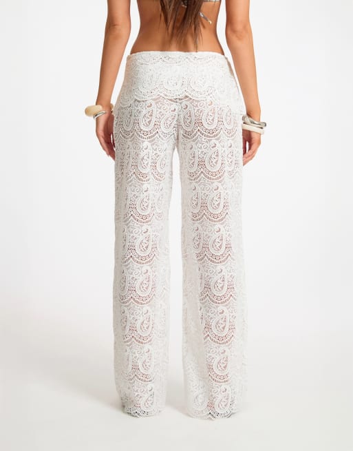 Missyempire Paisley crochet fold over straight leg trouser in white, 3 of 4