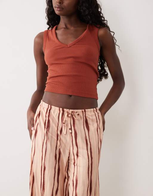 Missyempire - pantalones fluidos de pernera ancha con cordón ajustable en beige y raya granate, 3 de 5
