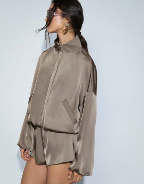 Missyempire Playsuit aus Satin mit Stehkragen, Ballonärmeln und Ballonsaum in Schokobraun - view 1