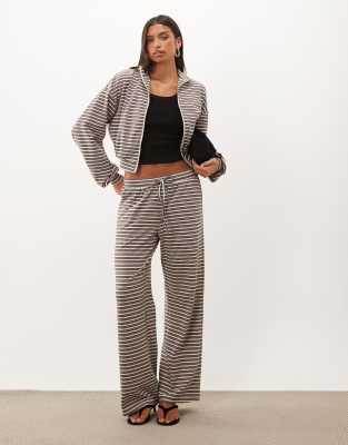 Missyempire Relaxed Drawstring Pants In Brown