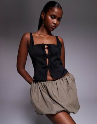 square neck bow front cut out front top in black