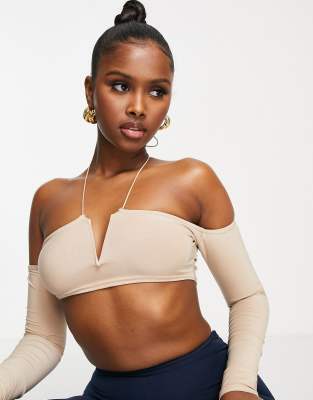 Missyempire x Aaliyah Ceilia plunge front cold shoulder crop top in sand