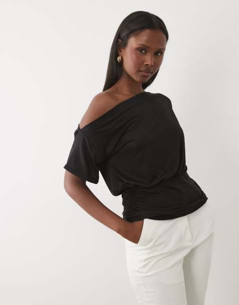 Missyempire zachte top met blote schouders, trekkoord en getailleerde taille in zwart - view 1
