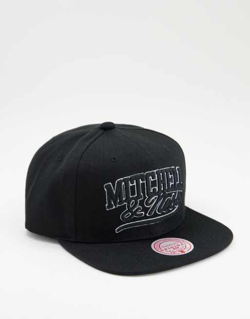 Mitchell & Ness block script snapback cap in black