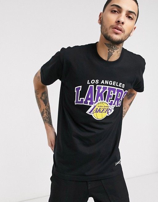 Mitchell & Ness LA Lakers Team Arch Table Top t-shirt in black