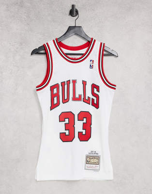 Scottie Pippen 97-98 Chicago Bulls Astro Hardwood Classic Swingman Jersey