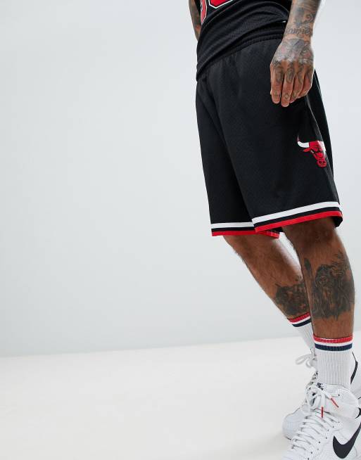 Chicago Bulls NBA Big Face Fashion Shorts 5.0 By Mitchell & Ness - Black -  Mens