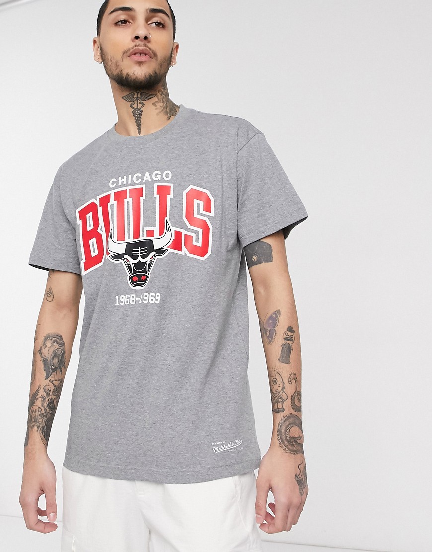Mitchell & Ness - NBA Team Arch Table - T-shirt grigia dei Chicago Bulls-Grigio