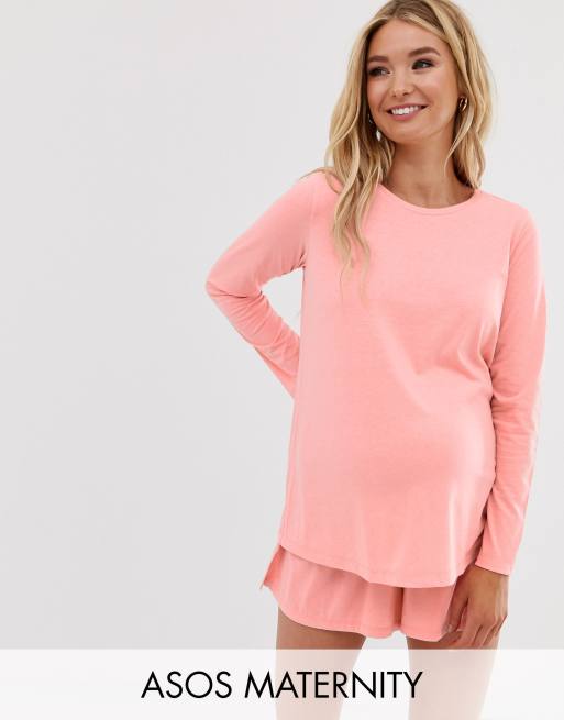  Mix og match langærmet pyjamas-jerseytop og shorts fra ASOS DESIGN Maternity, 2 af 3