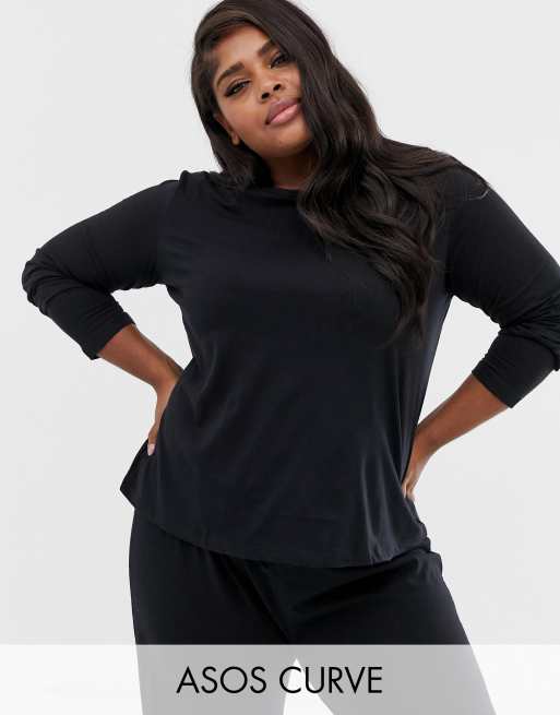 ASOS DESIGN Curve Mix & Match Langærmet pyjamas-t-shirt og -shorts, 2 af 3