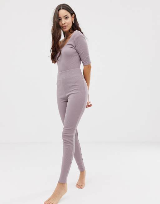 Mix og match afslappet ribstrikket bodysuit og leggings fra ASOS DESIGN, 3 af 3