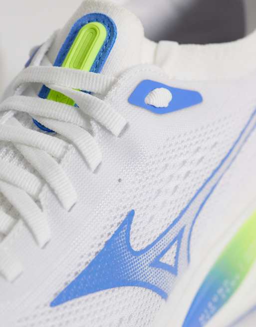 Mizuno Neo Zen 2 trainers in white and yellow, 4 of 5