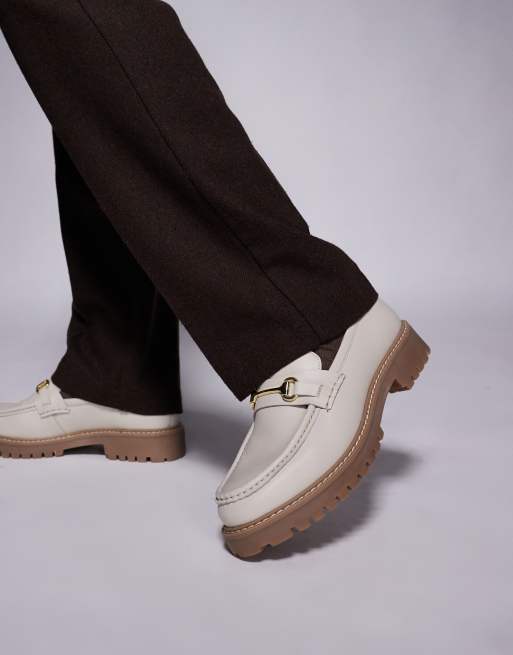 Mocasines blanco hueso de cuero con bridón Sean de WALK LONDON, 2 de 4