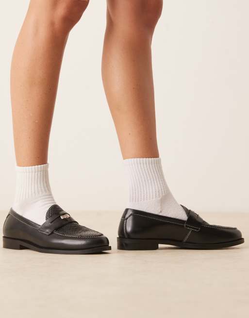 Mocasines clásicos negros efecto piel de cocodrilo Rhea de Walk London, 4 de 4