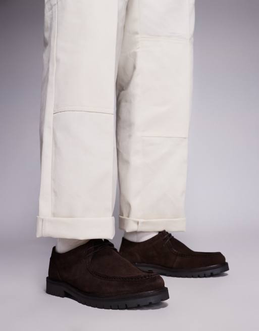 Mocasines marrones con suela gruesa y cordones de ante Presley de Schuh, 4 de 4