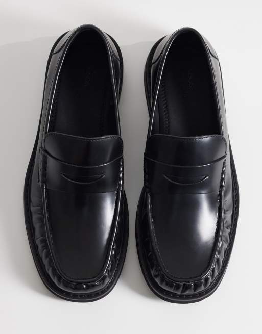 Mocasines negros clásicos con puntera fruncida de cuero de ASOS DESIGN, 2 de 4