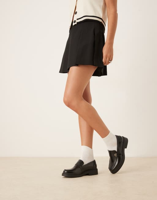 Mocasines negros con detalle de hebilla de Glamorous Wide Fit, 4 de 4