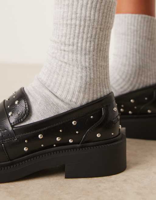 Mocasines negros con detalle de tachuelas Minerva de ASOS DESIGN, 3 de 4