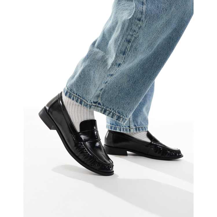 Mocasines negros con detalle fruncido de charol Sadie de London