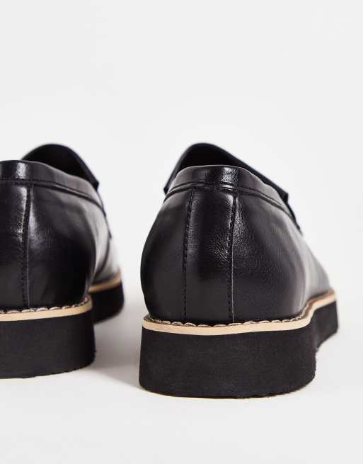 Mocasines negros con flecos y suela gruesa de Truffle Collection ASOS