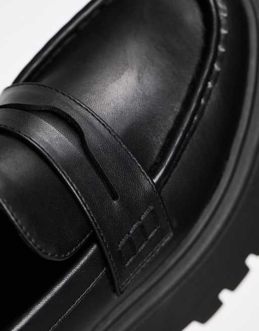 Mocasines negros con panel en el empeine y suela gruesa Maestro de ASOS DESIGN, 4 de 4