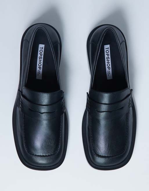 Mocasines negros con puntera cuadrada de cuero auténtico premium Cole de Topshop, 2 de 4