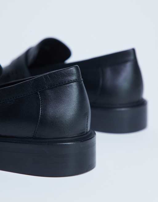 Mocasines negros con puntera cuadrada de cuero auténtico premium Cole de Topshop, 4 de 4