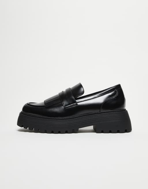 Mocasines negros con suela gruesa y flecos de ASOS DESIGN, 3 de 3