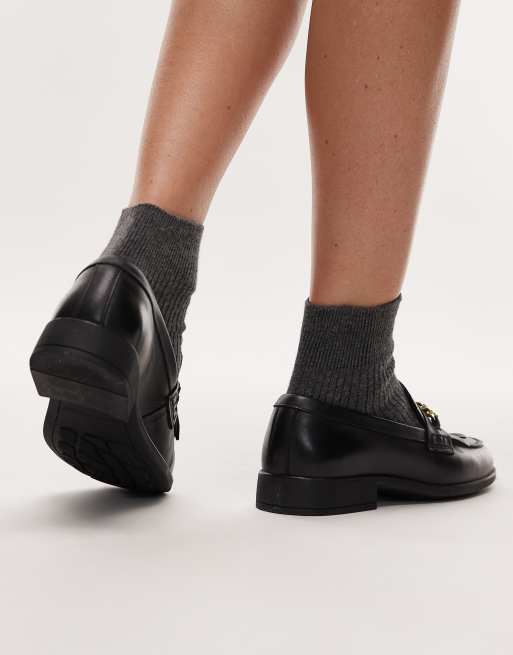Mocasines negros de cuero con detalle de cadena de Tommy Hilfiger, 3 de 4