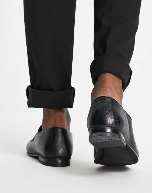 Mocasines negros de cuero granulado con bridón Terry de WALK LONDON, 4 de 4