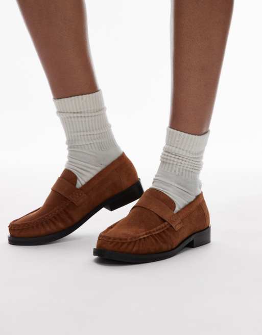 Mocasines tostados con detalle fruncido de ante Carey de Topshop