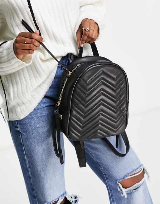 MOCHILA NEGRA – Forever 21