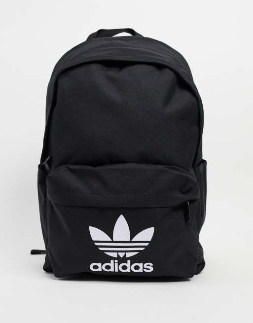 Pies suaves estéreo Suave Mochila negra con detalle de trifolio de adidas Originals | ASOS