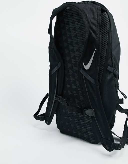 fecha orden Novia Mochila negra de 15 l Commuter de Nike Running | ASOS