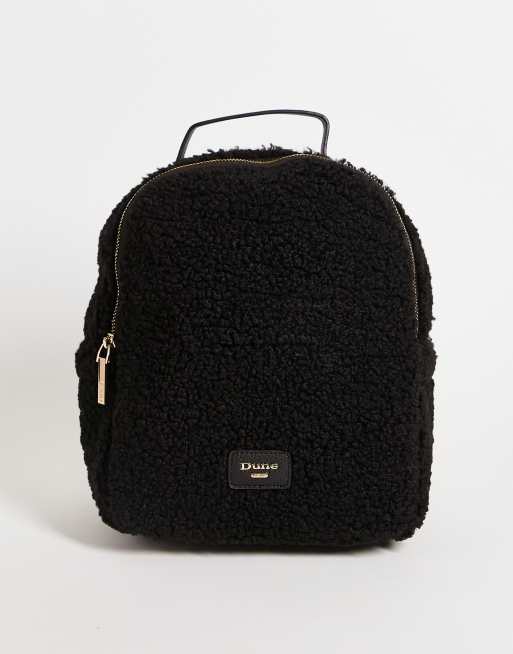 Mochila negra de borreguito de Dune