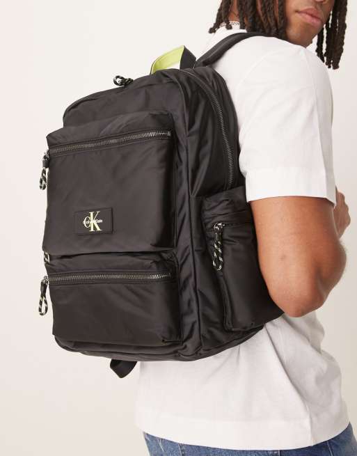 Mochila negra utilitaria de Calvin Klein Jeans ASOS