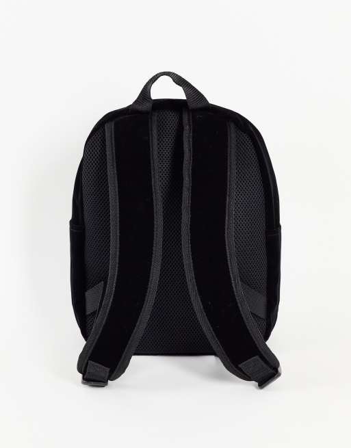 Mochila pequena negra de terciopelo adicolor de adidas Originals ASOS