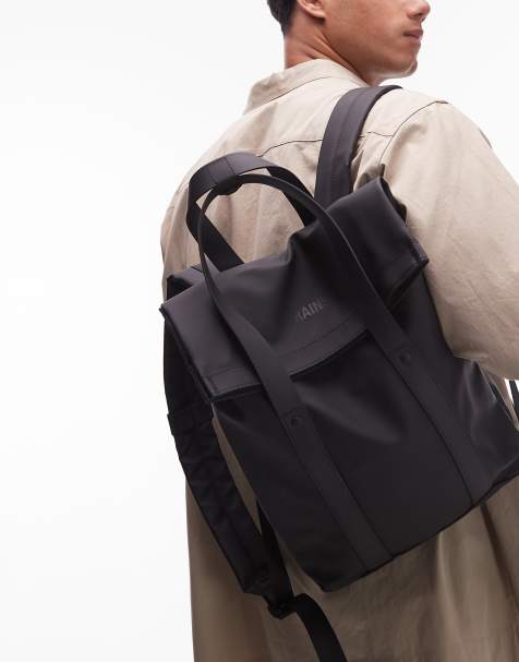 Mochila pequeña negra estilo tote impermeable de Rains - view 1