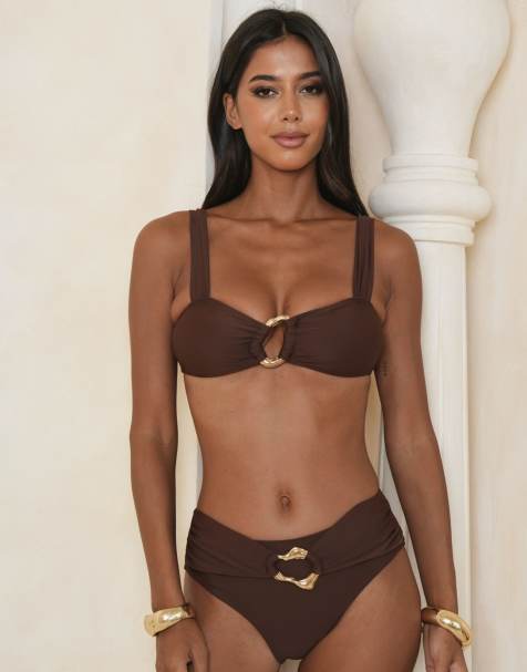 Moda Minx – Kawowa braletka od bikini z metalowymi elementami z efektem stopienia - view 1