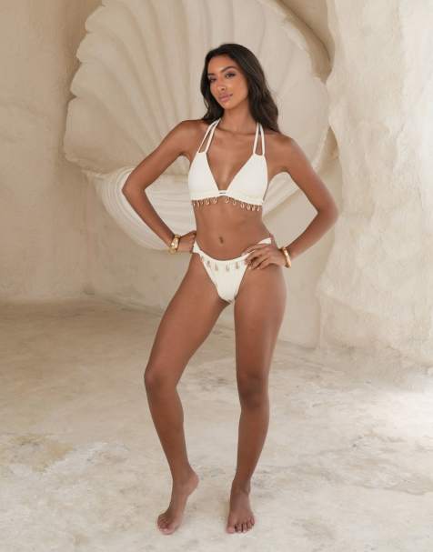 Moda Minx X Alejandra Vidal – Kokosvit bikiniunderdel med hög benskärning och snäckkant - view 1