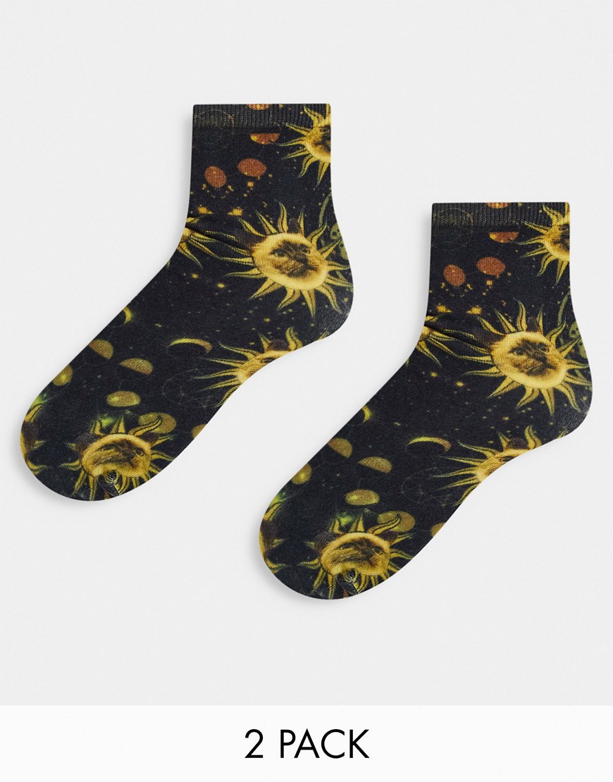 Monki 2 pack socks in black sun print
