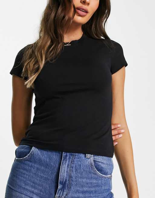 Monki 2 pack t-shirt in black and white