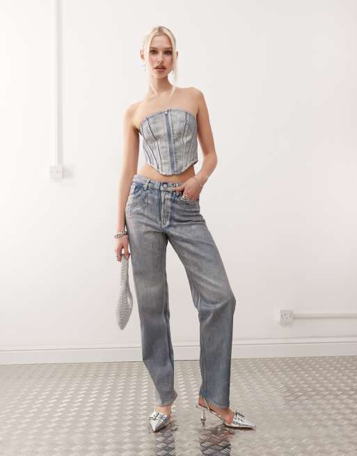 Monki - Aimo - Coordinato in denim con top a corsetto e jeans dritti lavaggio olografico
